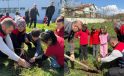 Yığılca’da Minik Eller Fidanları Toprakla Buluşturdu
